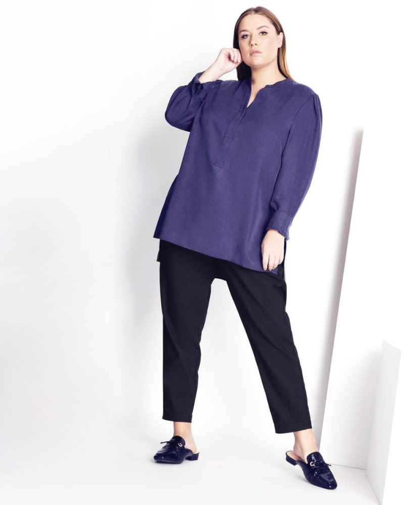 Plus size model wearing  by Refinity | Dia&Co | dia_product_style_image_id:172268